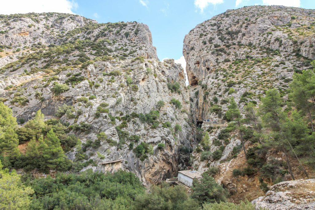 The El Chorro gorge in Spain and the beginning of the Caminito del Rey Hike in Spain