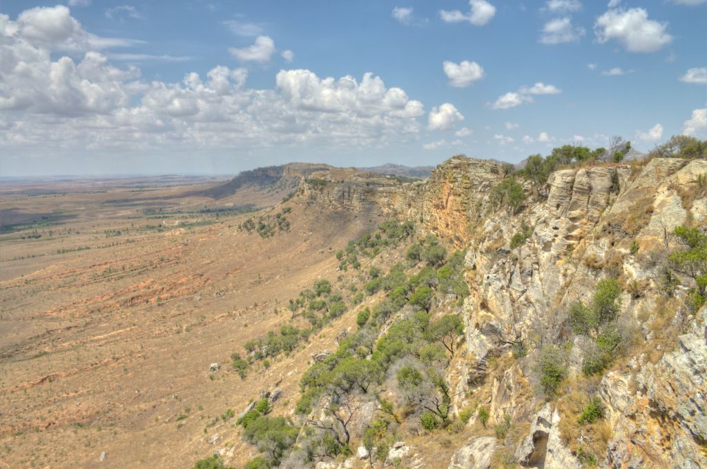 The edge of the plateau in Isalo