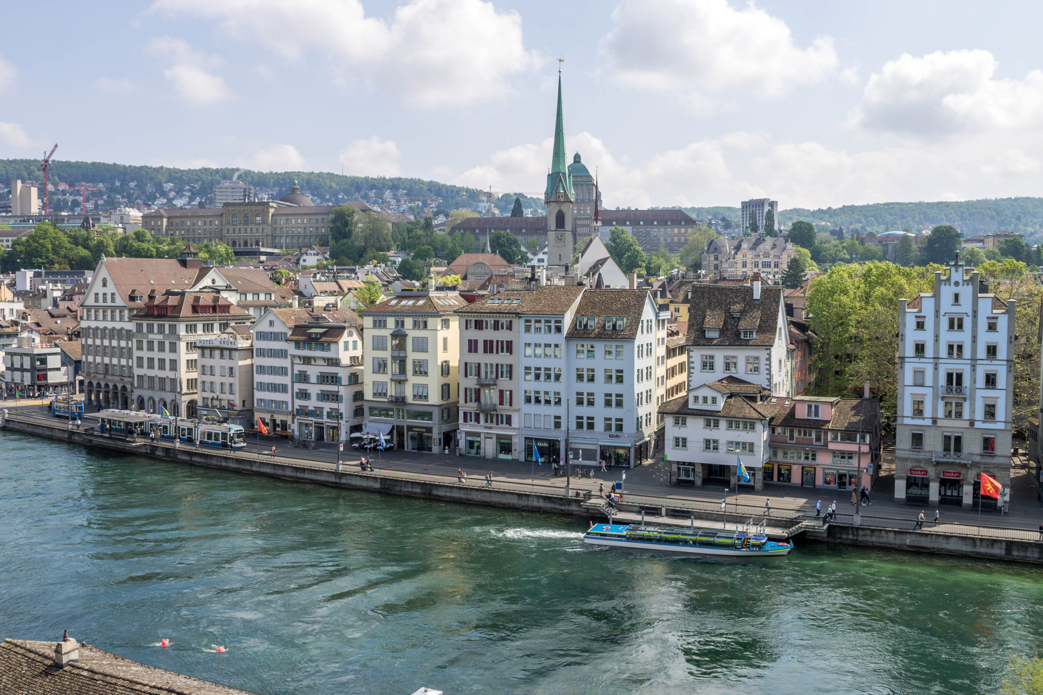 The buildings on the shore of the river in Zurich.