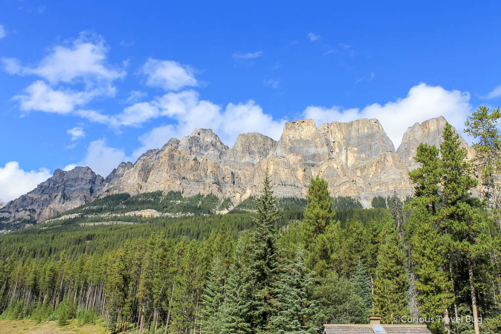 Castle Mountain can be seen on the scenic drive of the Bow Valley Parkway. This spectacular mountain is one of the most beautiful and unique in Banff.