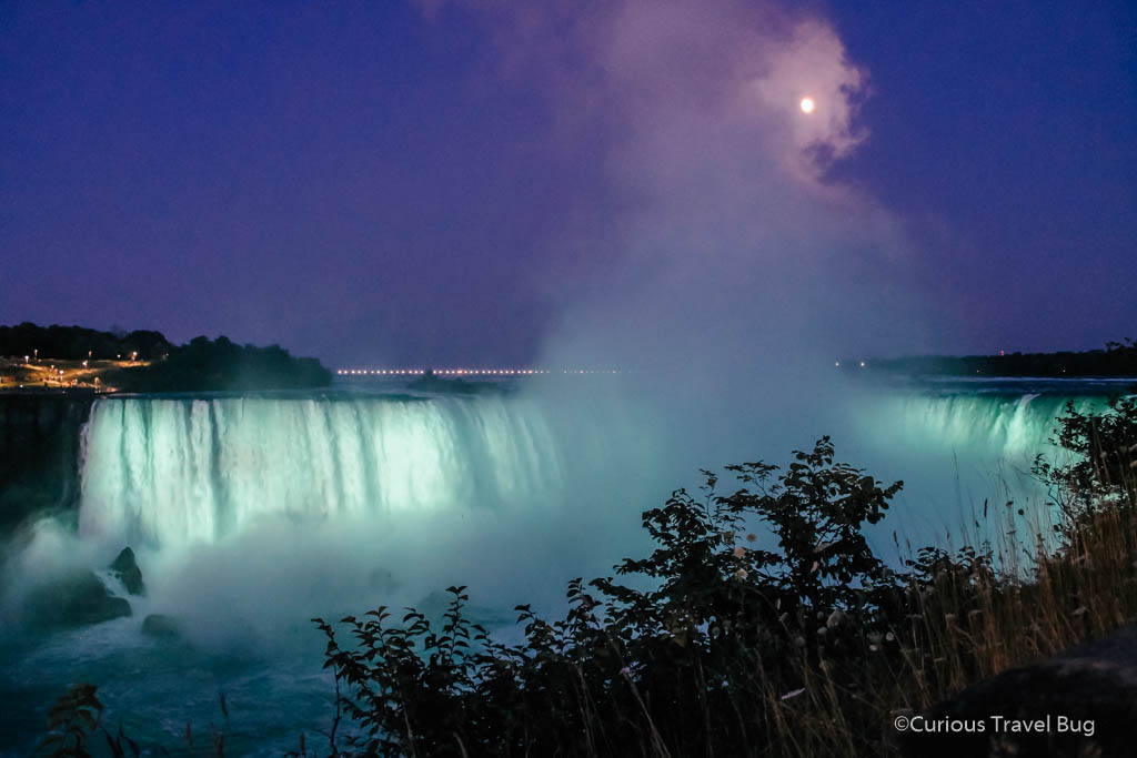 One of Ontario's most popular road trips from Toronto is Niagara Falls. It is especially beautiful to see it lit up at night with the moon high above it. Combined with a visit to vineyards and this is a fantastic road trip.