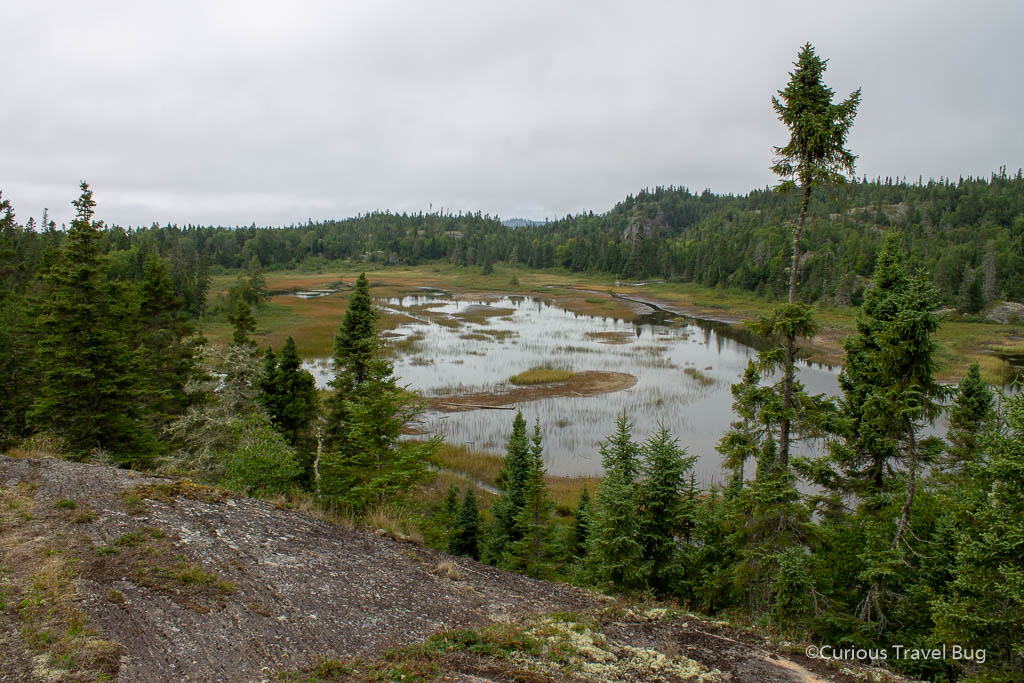 Views over a lake in on the Bimose Kinoomagewna trail in Pukaskwa National Park